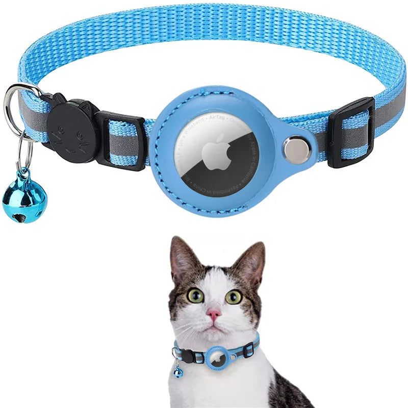 A blue collar for cats with a reflective strip and a small bell, designed for tracking and safety.