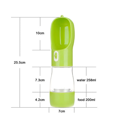 A green portable pet water bottle with a scoop, measuring 25.5 cm tall, holds 258 ml of water and 200 ml of food.